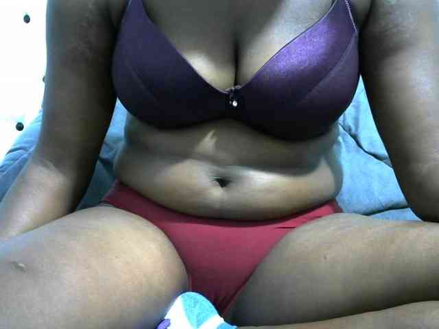 Model: NastyEbony002