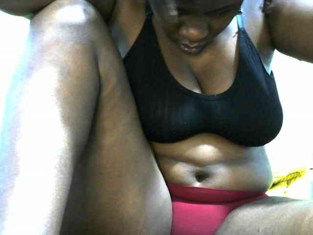 NastyEbony002 webcam