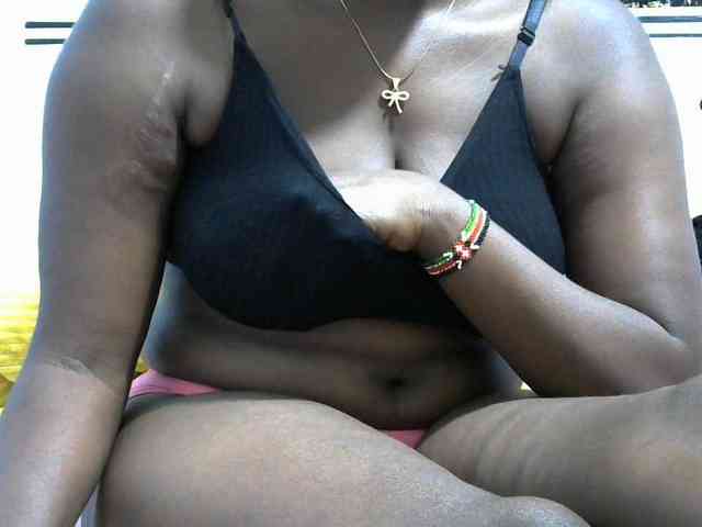 NastyEbony002 webcam