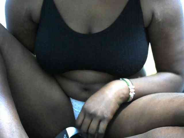 NastyEbony002 webcam