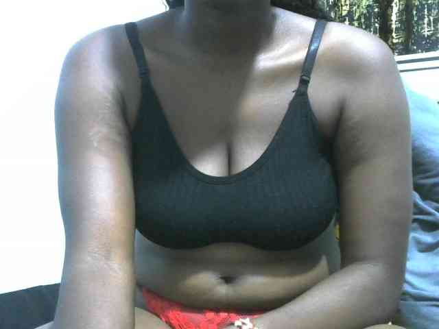 NastyEbony002 webcam