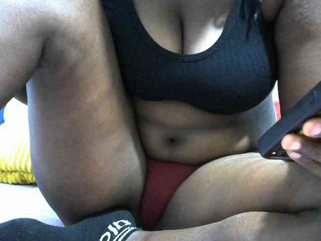 NastyEbony002 webcam