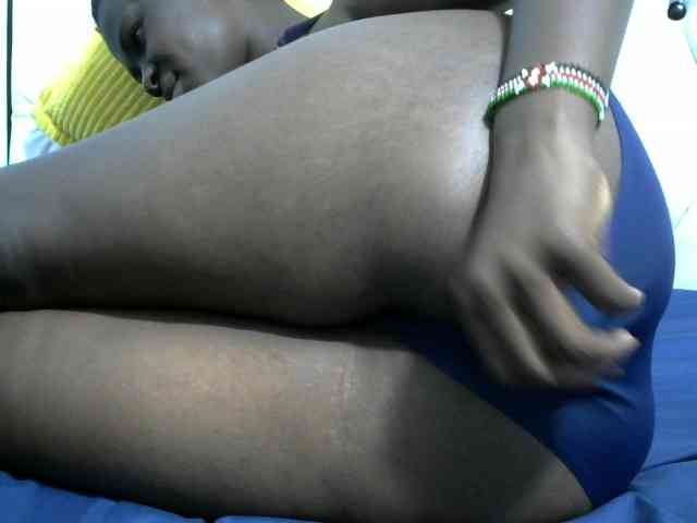 NastyEbony002 webcam
