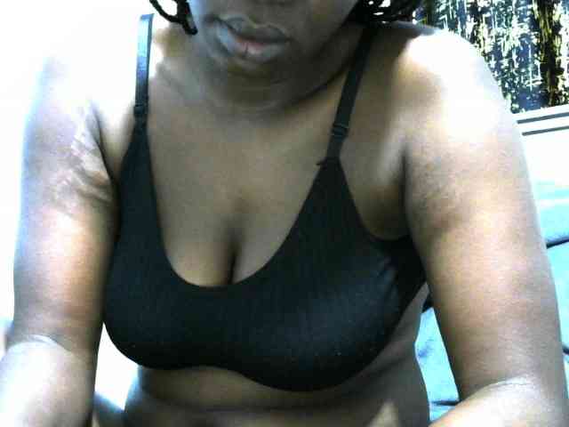 NastyEbony002 webcam