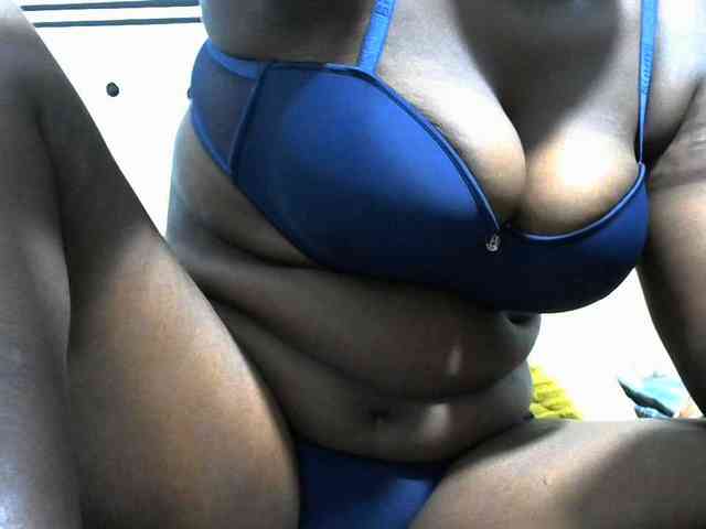 NastyEbony002 webcam