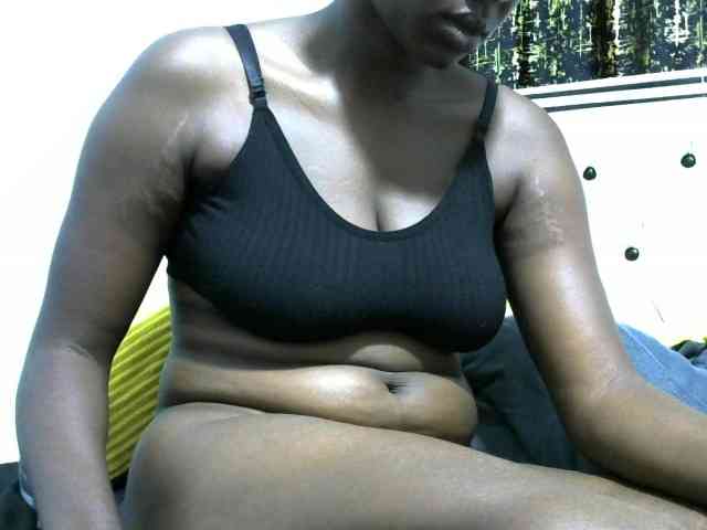 NastyEbony002 webcam
