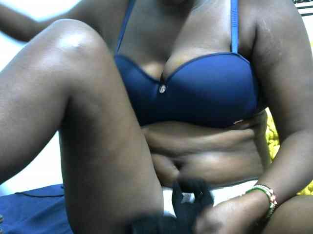 NastyEbony002 webcam
