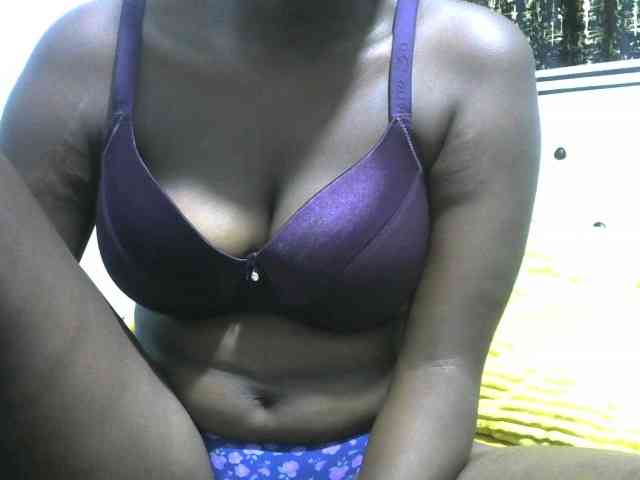 NastyEbony002 webcam