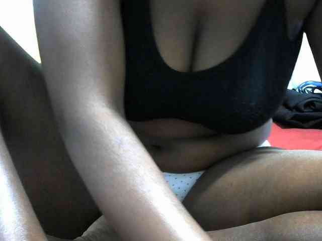 NastyEbony002 webcam