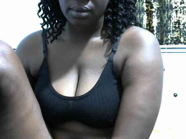 NastyEbony002 webcam