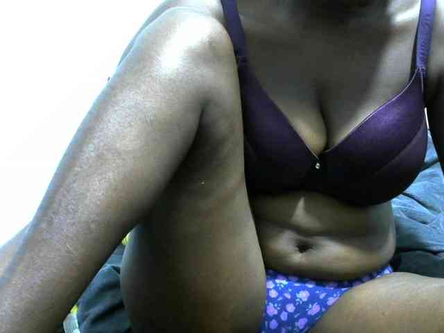 NastyEbony002 webcam