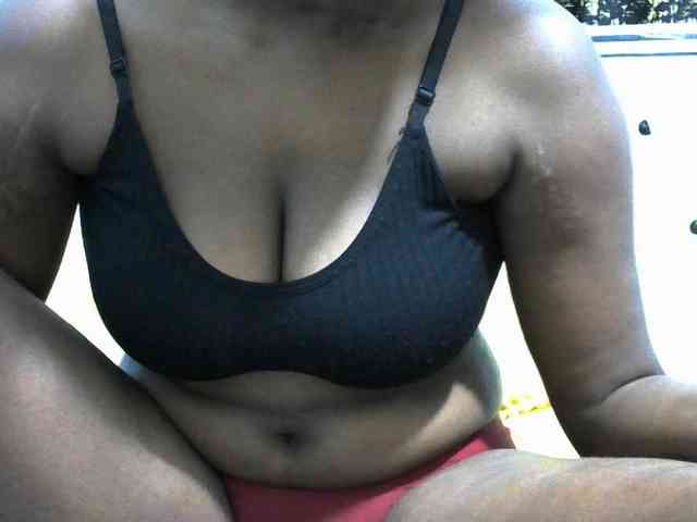 NastyEbony002 webcam