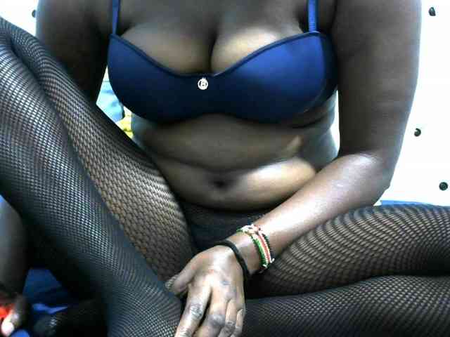 NastyEbony002 webcam