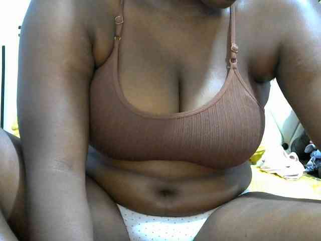 NastyEbony002 webcam