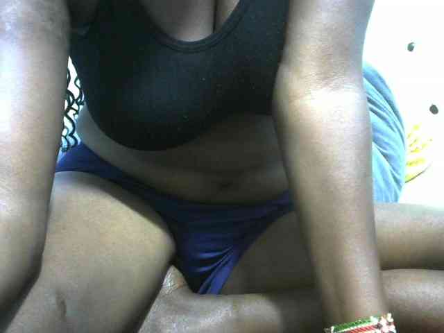 NastyEbony002 webcam