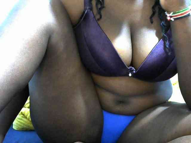 NastyEbony002 webcam