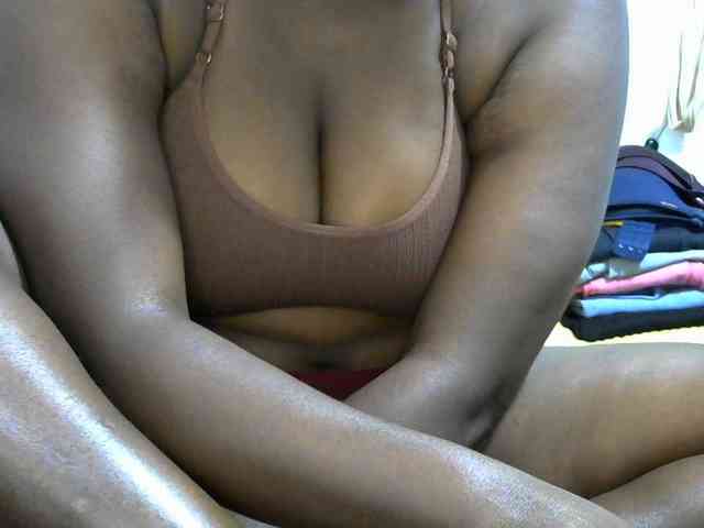 NastyEbony002 webcam