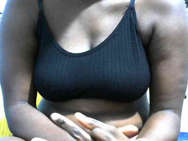 NastyEbony002 webcam