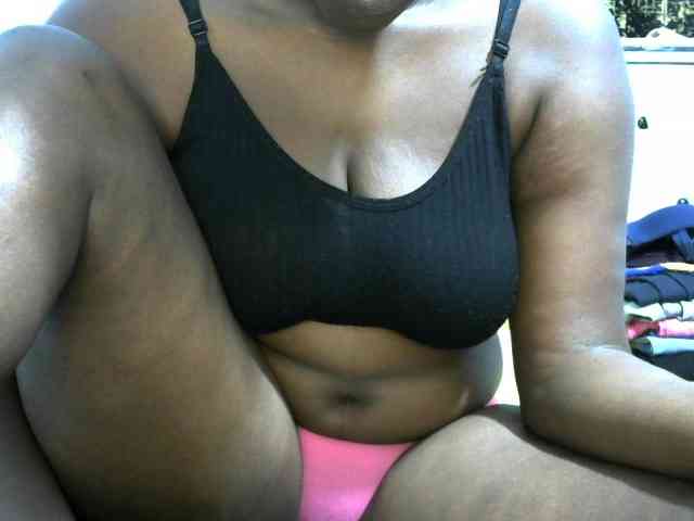 NastyEbony002 webcam
