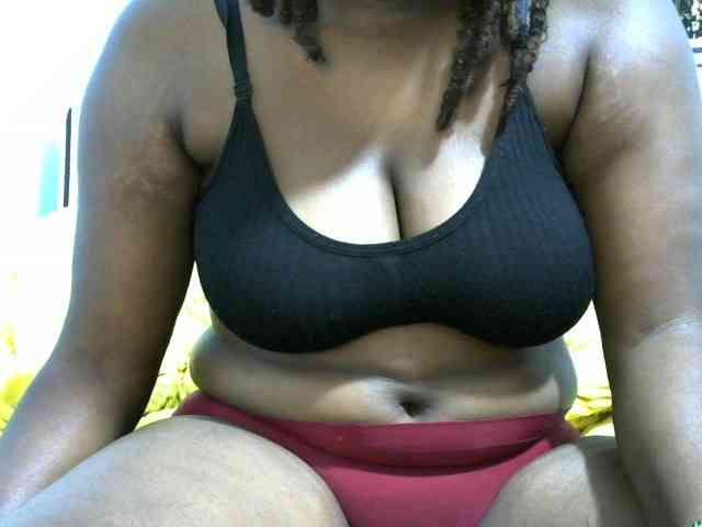 NastyEbony002 webcam