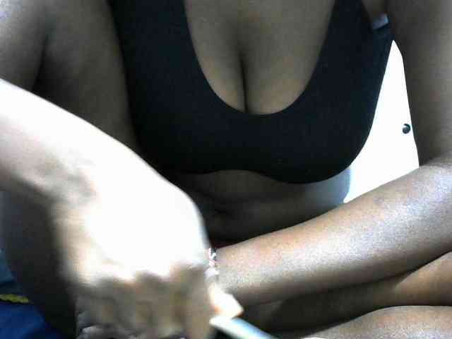 NastyEbony002 webcam