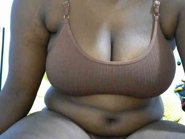 NastyEbony002 webcam
