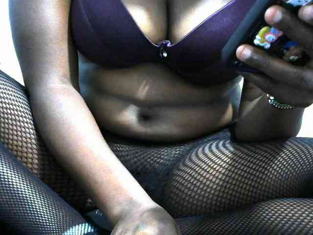 NastyEbony002 webcam
