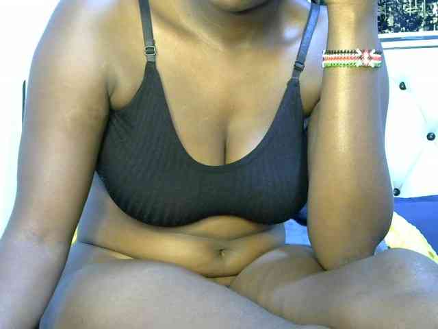 NastyEbony002 webcam