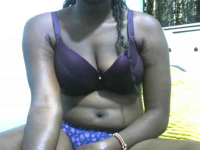 NastyEbony002 webcam