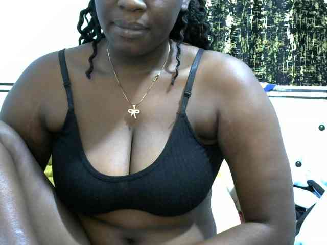 NastyEbony002 webcam