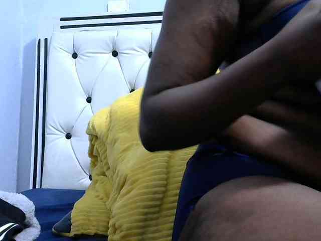 NastyEbony002 webcam
