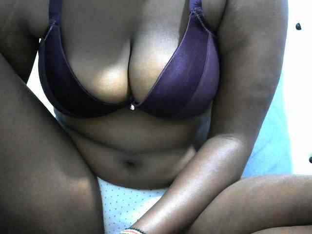 NastyEbony002 webcam