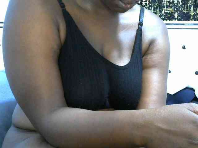 NastyEbony002 webcam