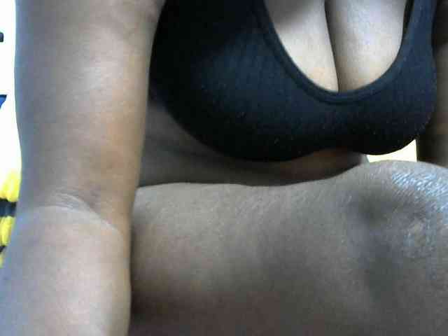 NastyEbony002 webcam