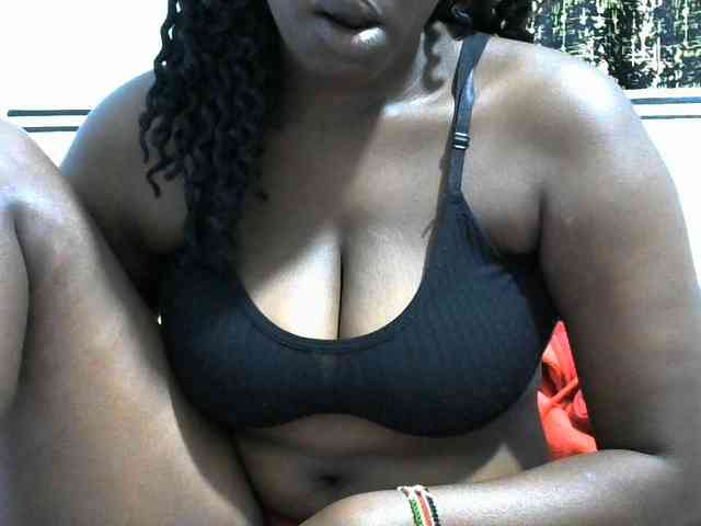 NastyEbony002 webcam