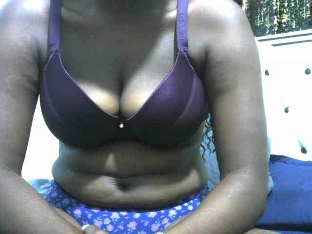 NastyEbony002 webcam