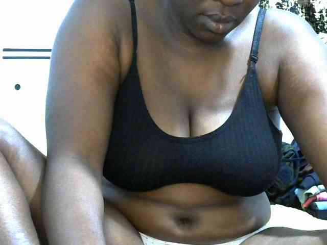 NastyEbony002 webcam