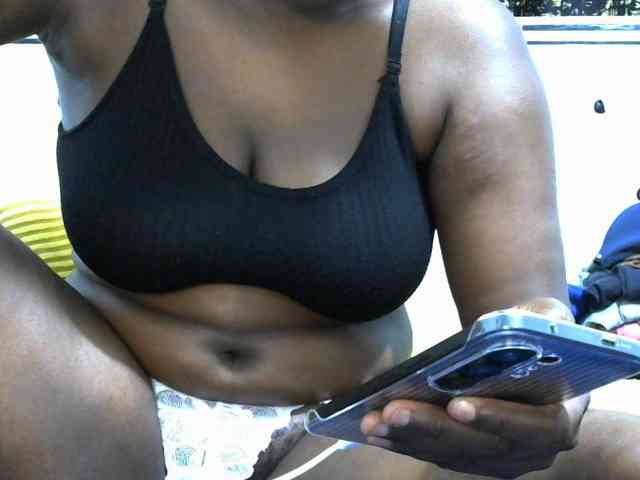 NastyEbony002 webcam