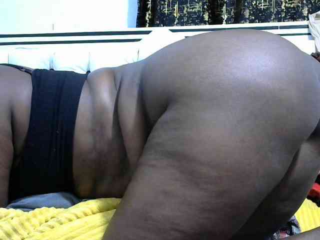 NastyEbony002 webcam