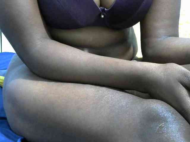 NastyEbony002 webcam