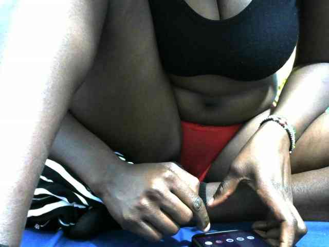 NastyEbony002 webcam