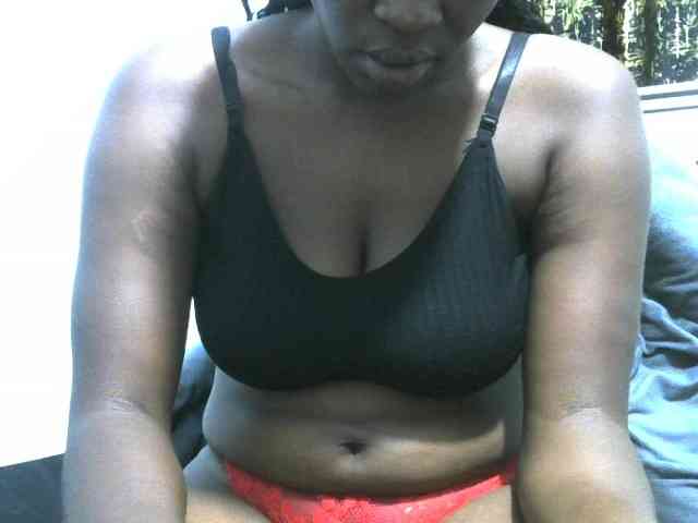 NastyEbony002 webcam