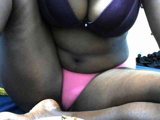 NastyEbony002 webcam