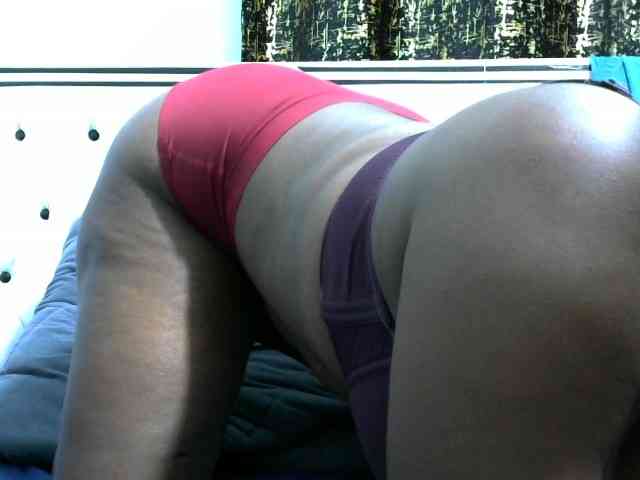 NastyEbony002 webcam