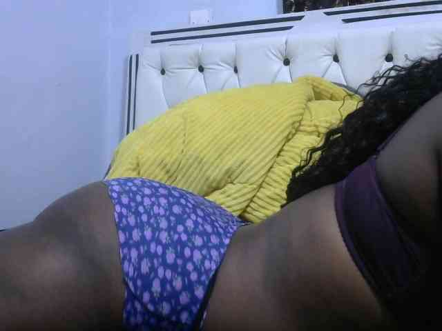 NastyEbony002 webcam