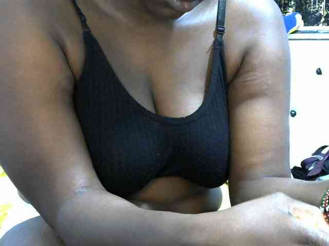 NastyEbony002 webcam
