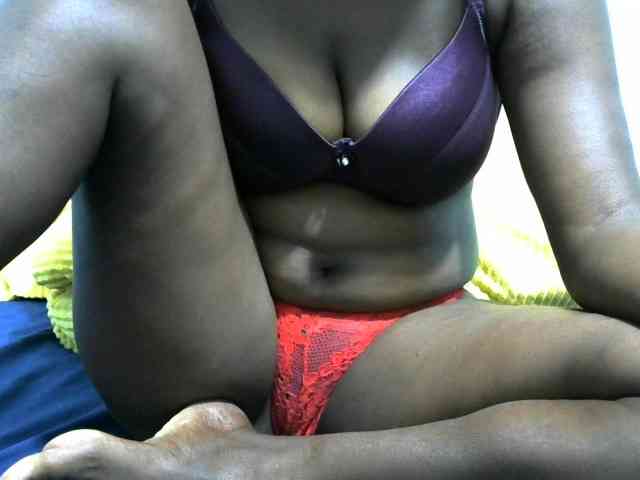 NastyEbony002 webcam
