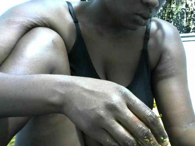 NastyEbony002 webcam