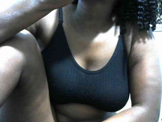 NastyEbony002 webcam