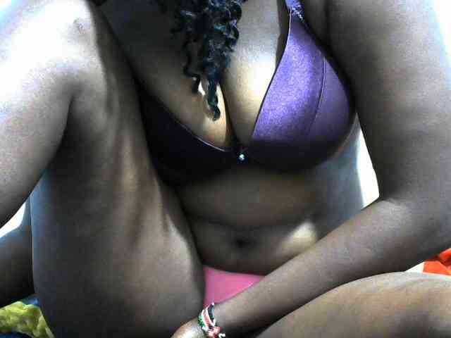 NastyEbony002 webcam